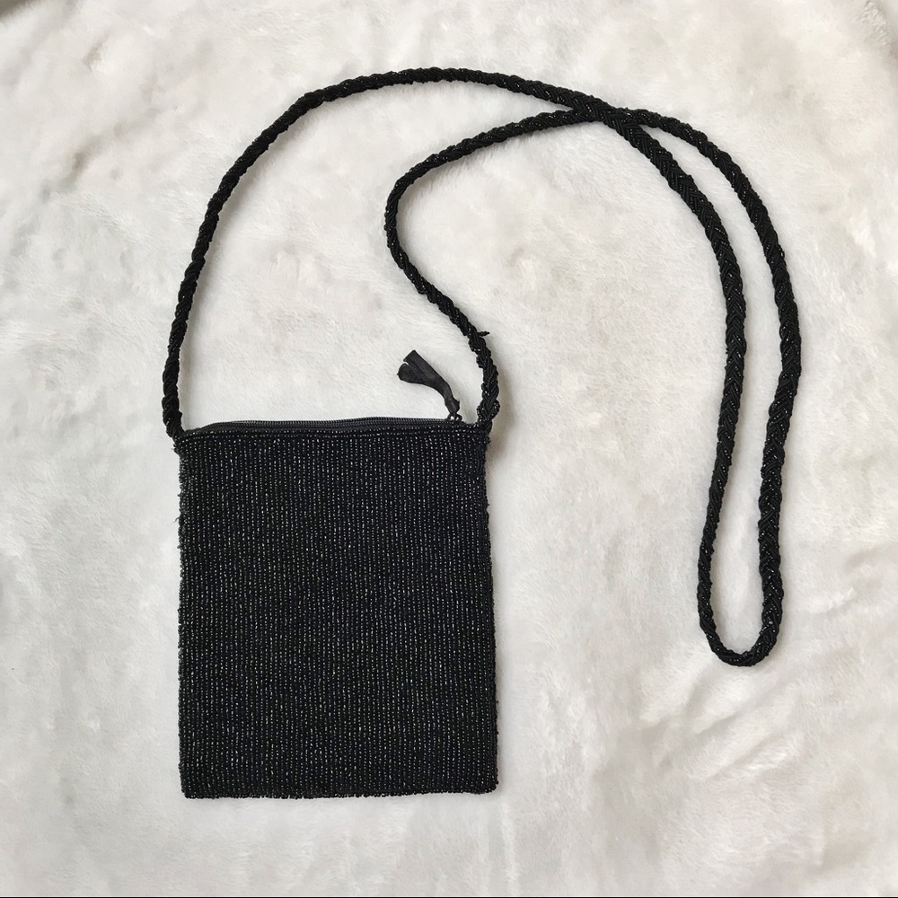 🖤 Black fully beaded shoulder party bag